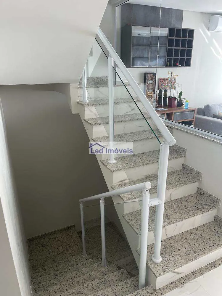 Sobrado, 3 quartos, 240 m² - Foto 6