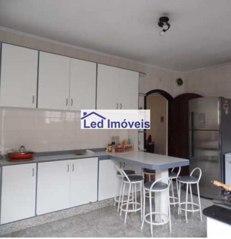 Casa, 3 quartos, 220 m² - Foto 21
