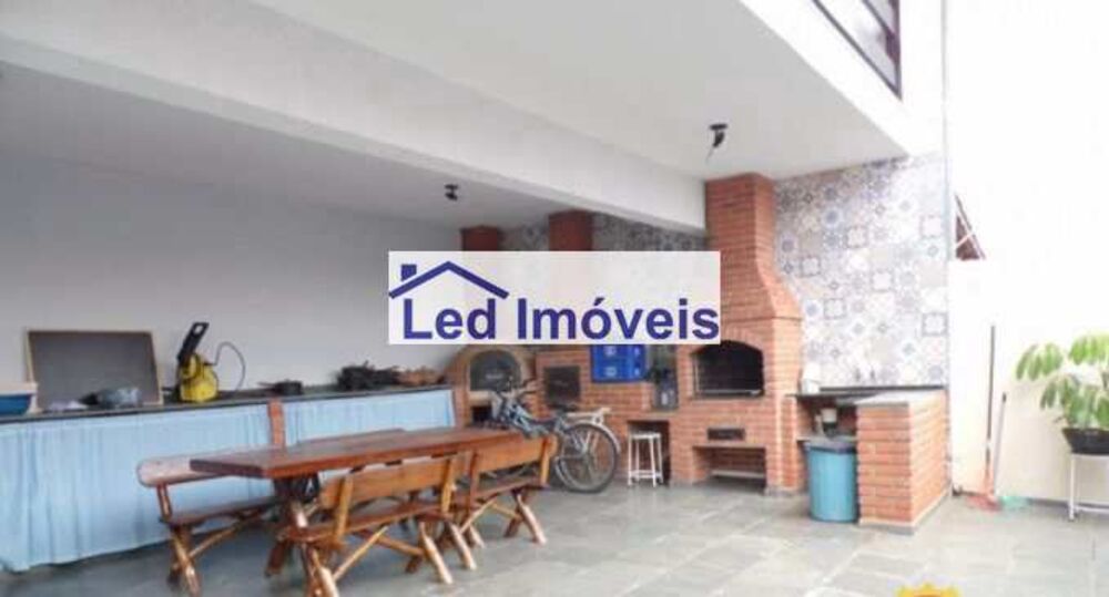Casa, 3 quartos, 220 m² - Foto 13