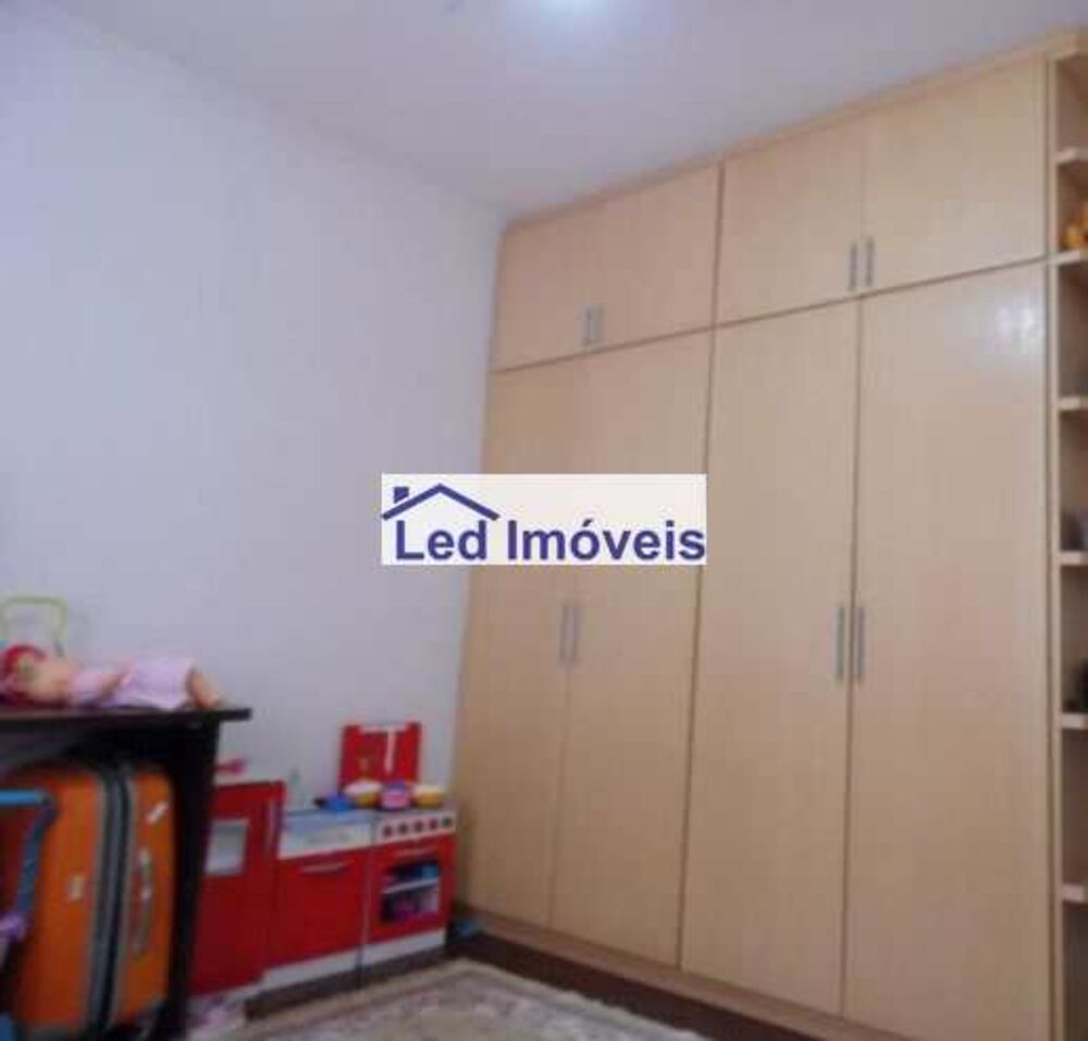 Casa, 3 quartos, 220 m² - Foto 1