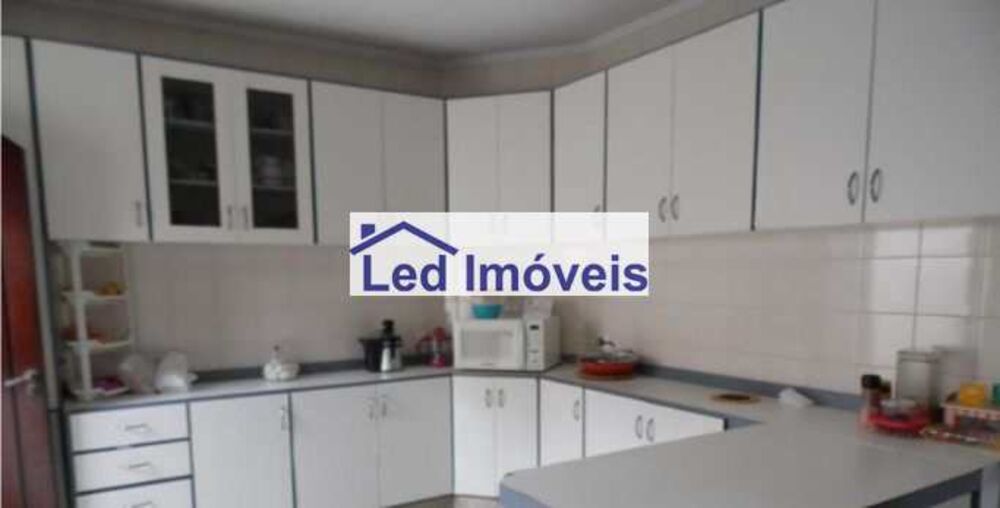 Casa, 3 quartos, 220 m² - Foto 11