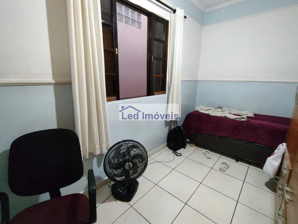 Sobrado, 3 quartos, 182 m² - Foto 1