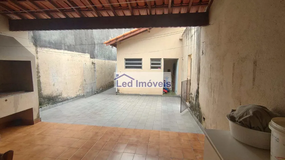 Casa, 2 quartos, 181 m² - Foto 1