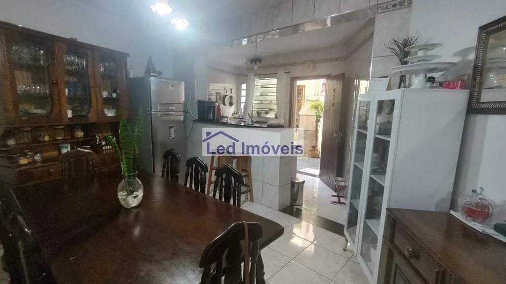 Sobrado, 3 quartos, 199 m² - Foto 3