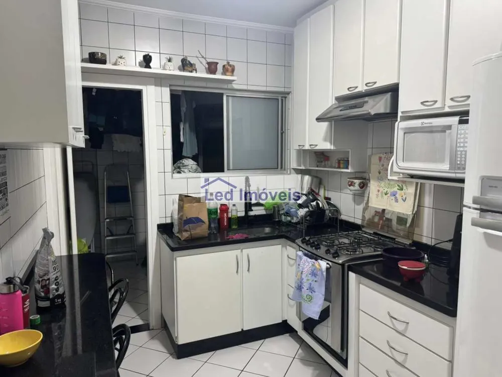 Apartamento, 3 quartos, 80 m² - Foto 2