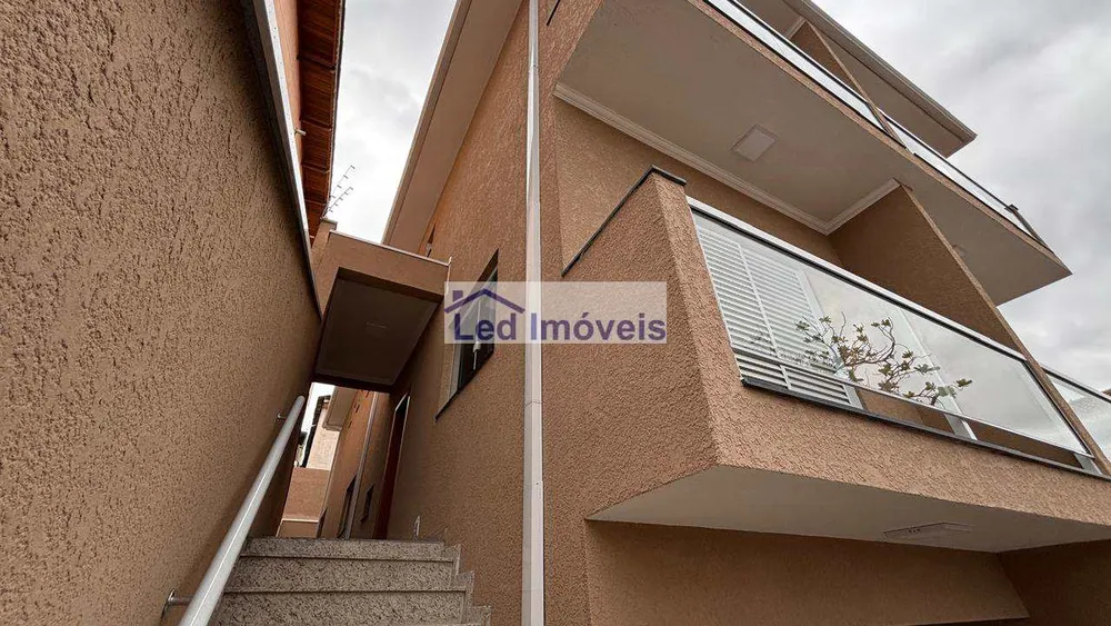 Sobrado, 3 quartos, 199 m² - Foto 1