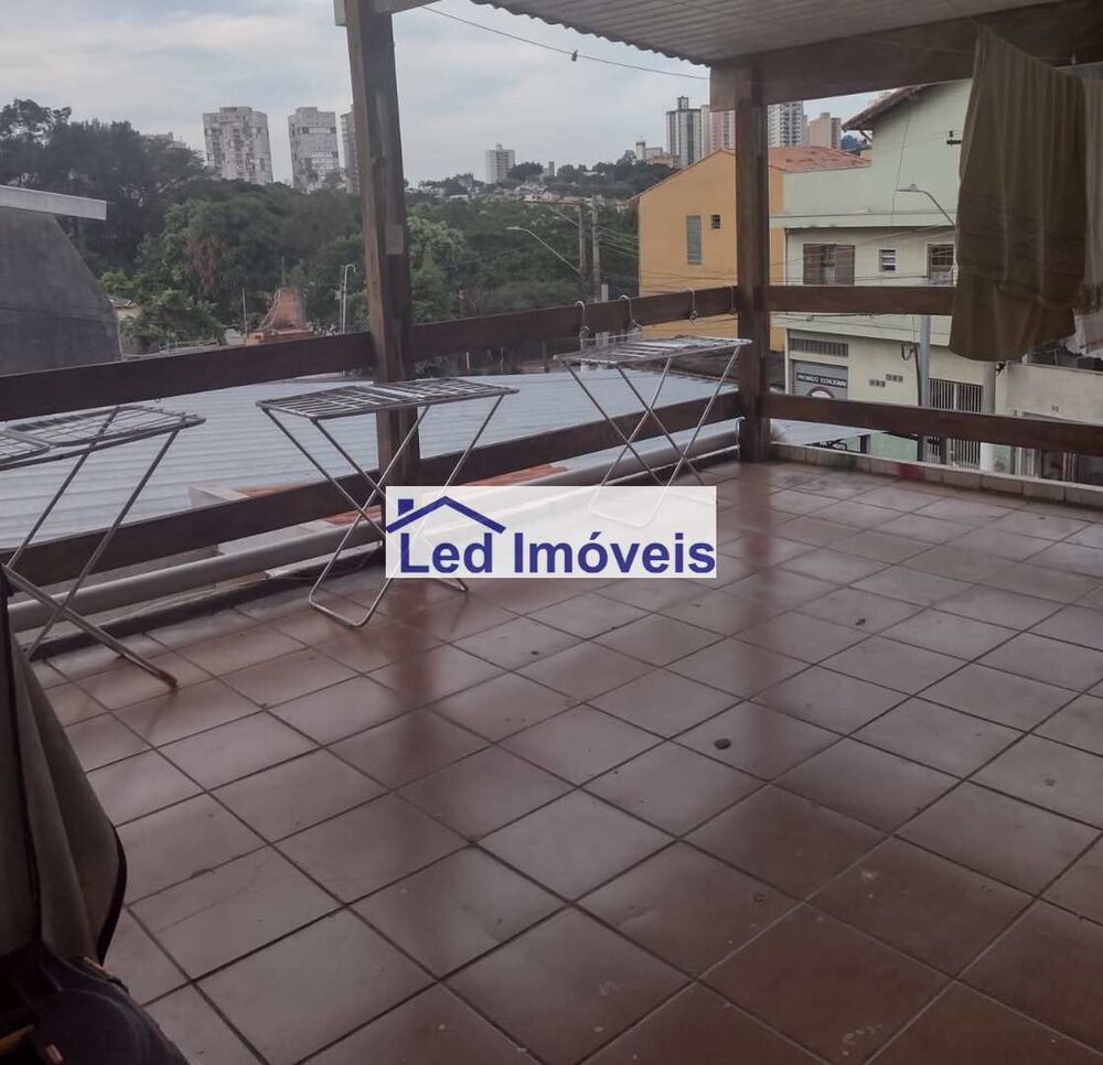 Sobrado à venda com 3 quartos, 160m² - Foto 4