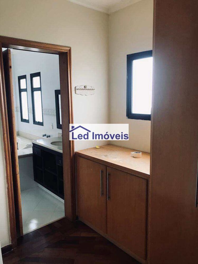 Sobrado, 4 quartos, 341 m² - Foto 24