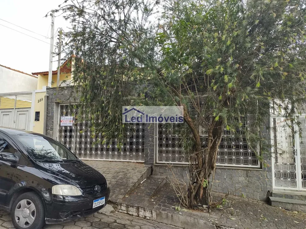 Casa, 3 quartos, 320 m² - Foto 1