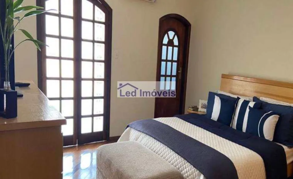 Sobrado, 5 quartos, 240 m² - Foto 4
