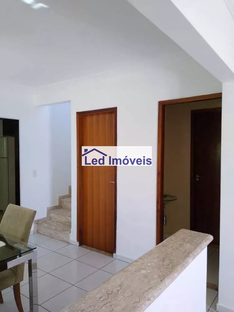 Sobrado à venda com 4 quartos, 200m² - Foto 7