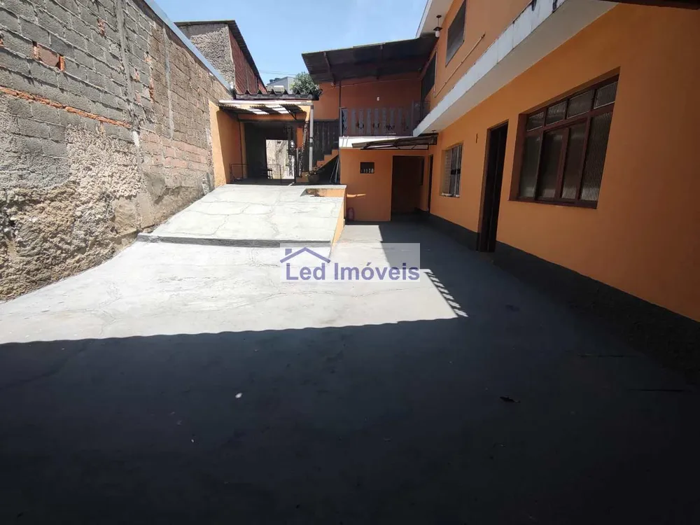 Casa, 3 quartos, 400 m² - Foto 1