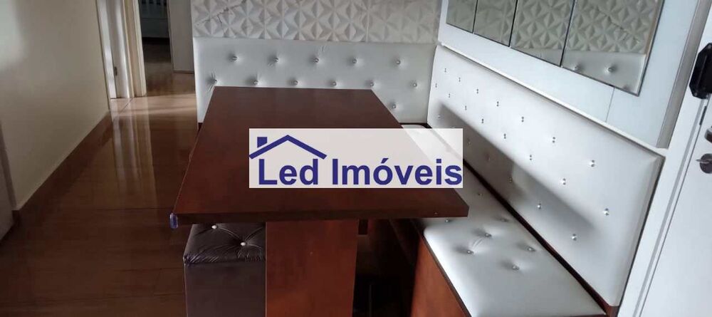 Apartamento à venda com 2 quartos, 62m² - Foto 6