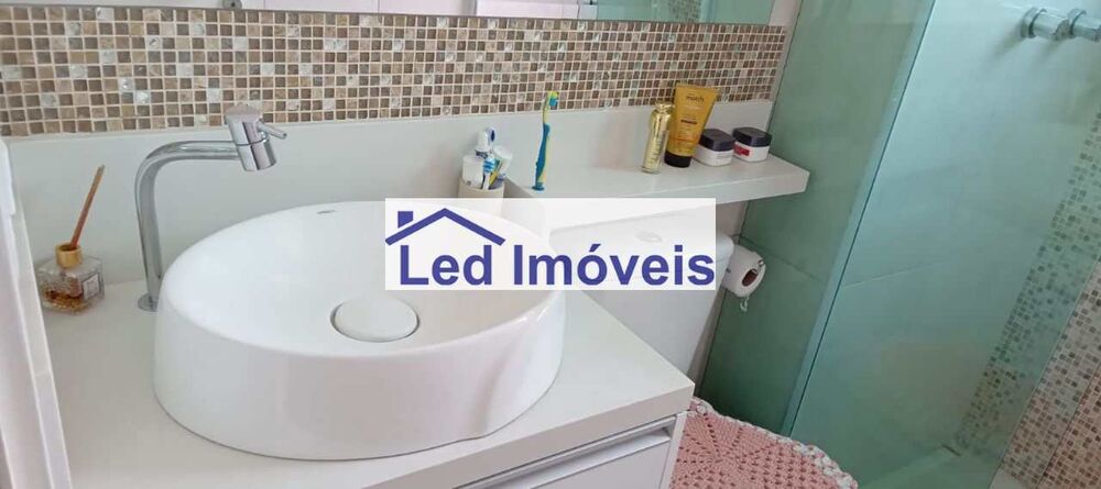 Apartamento à venda com 2 quartos, 62m² - Foto 17