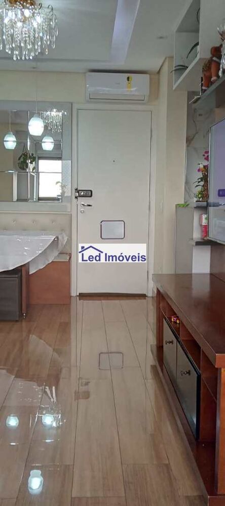 Apartamento à venda com 2 quartos, 62m² - Foto 5