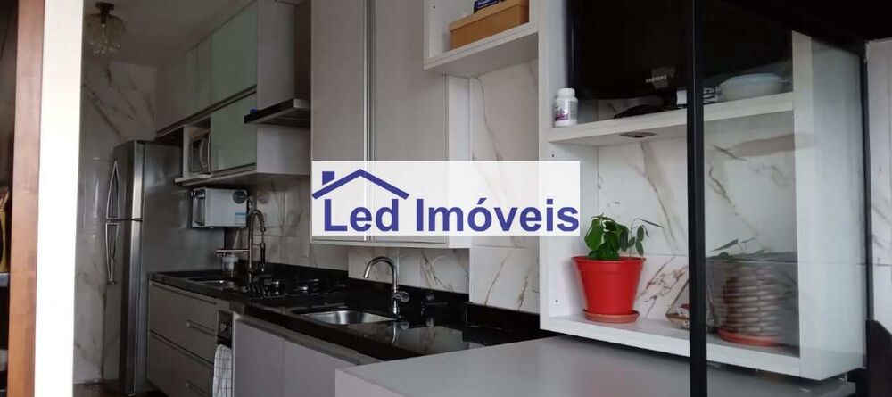 Apartamento à venda com 2 quartos, 62m² - Foto 15