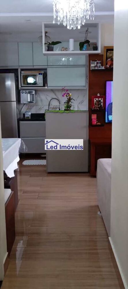 Apartamento à venda com 2 quartos, 62m² - Foto 11