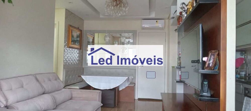 Apartamento à venda com 2 quartos, 62m² - Foto 4