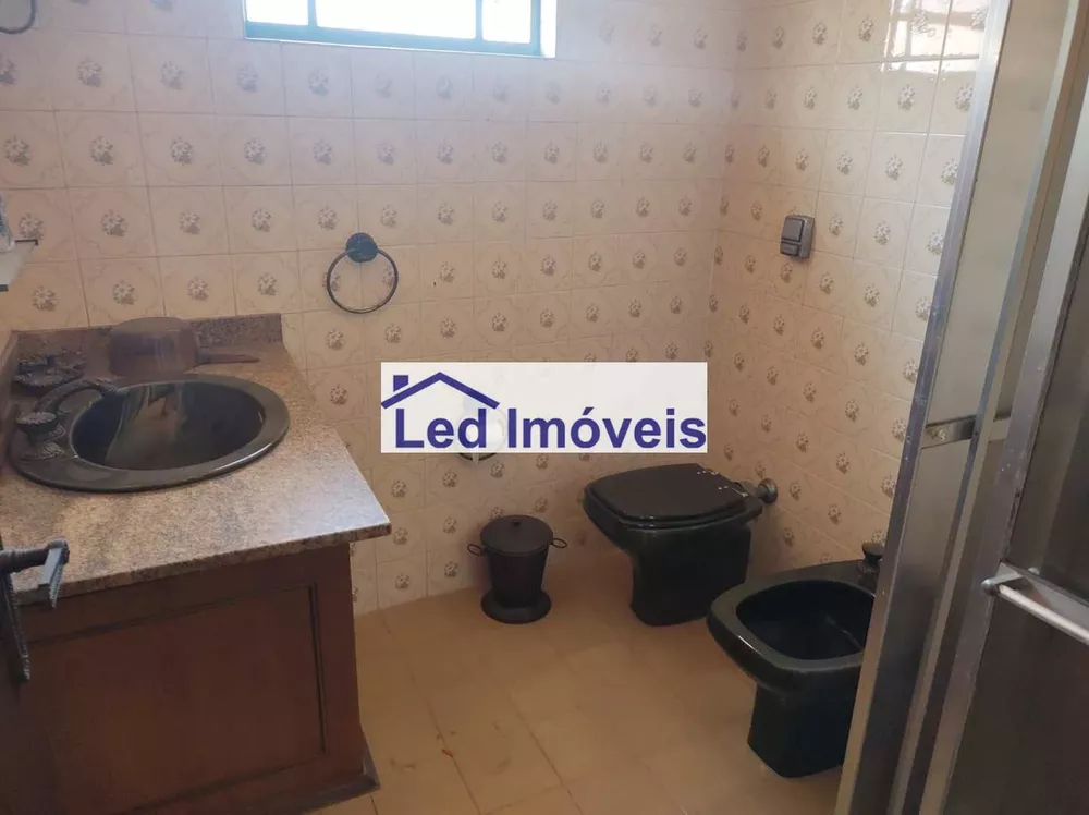 Sobrado à venda com 3 quartos, 300m² - Foto 27