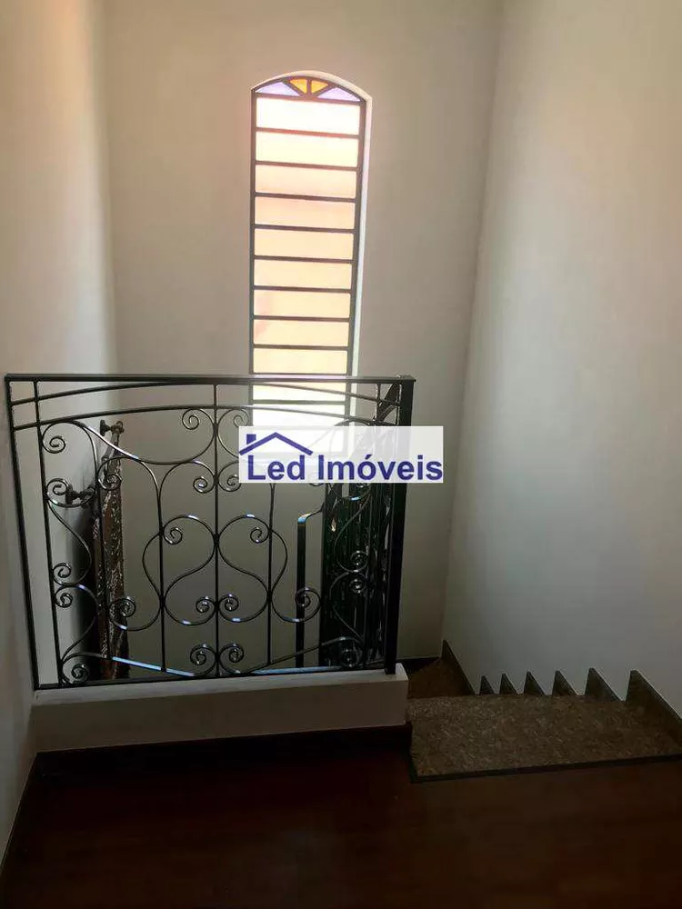 Sobrado à venda com 3 quartos, 300m² - Foto 18