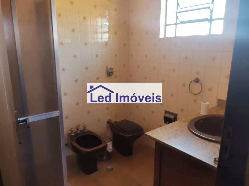 Sobrado à venda com 3 quartos, 300m² - Foto 21