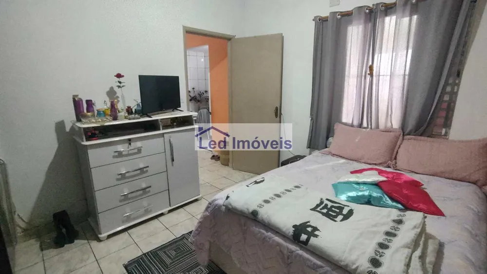 Casa, 2 quartos, 280 m² - Foto 1