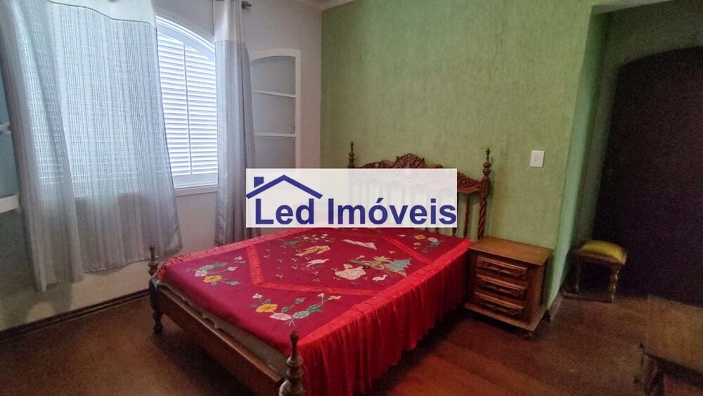 Sobrado, 5 quartos, 332 m² - Foto 1