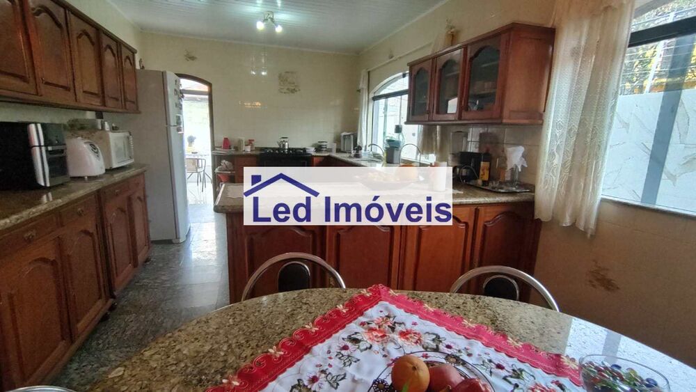 Sobrado, 5 quartos, 332 m² - Foto 4