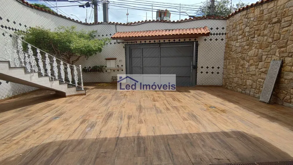 Sobrado, 5 quartos, 332 m² - Foto 1