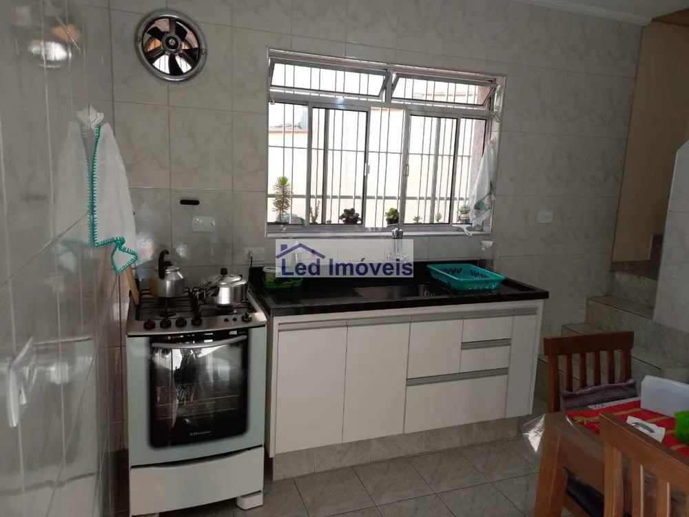 Sobrado, 2 quartos, 220 m² - Foto 4
