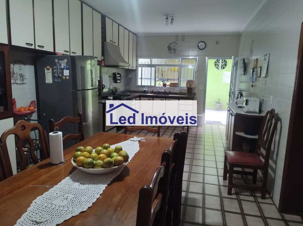 Sobrado, 6 quartos, 350 m² - Foto 8