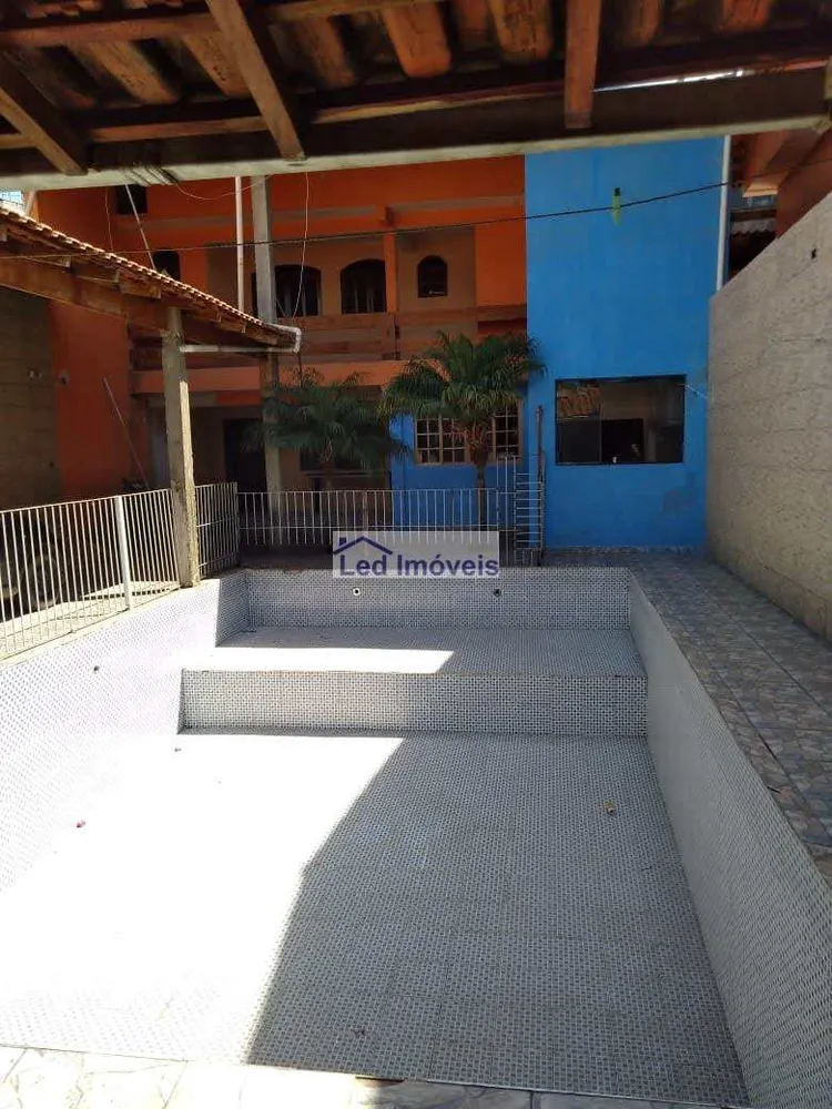 Sobrado, 3 quartos, 180 m² - Foto 1