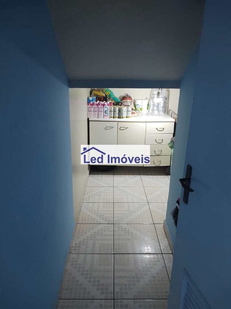 Sobrado à venda com 4 quartos, 247m² - Foto 3
