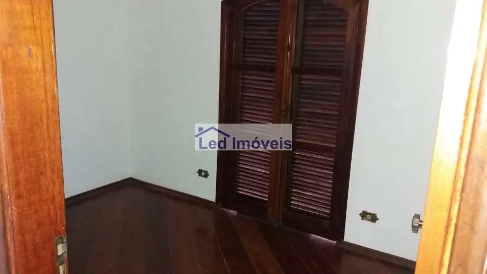 Casa, 3 quartos, 215 m² - Foto 8