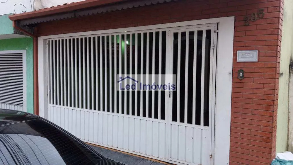 Casa, 3 quartos, 215 m² - Foto 1