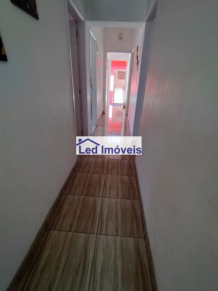 Casa, 4 quartos, 250 m² - Foto 4