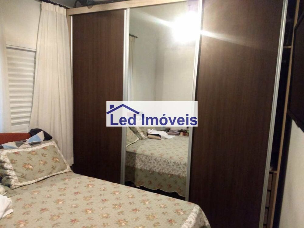 Casa, 3 quartos, 130 m² - Foto 1