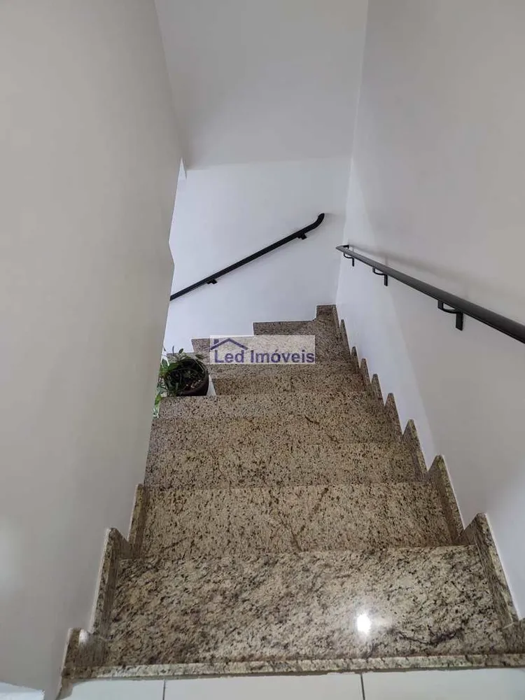 Sobrado, 4 quartos, 210 m² - Foto 3