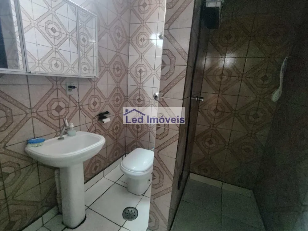 Casa, 3 quartos, 250 m² - Foto 4