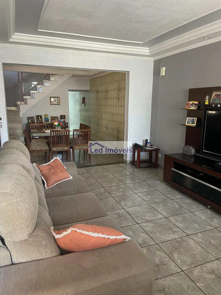 Sobrado, 5 quartos, 264 m² - Foto 2