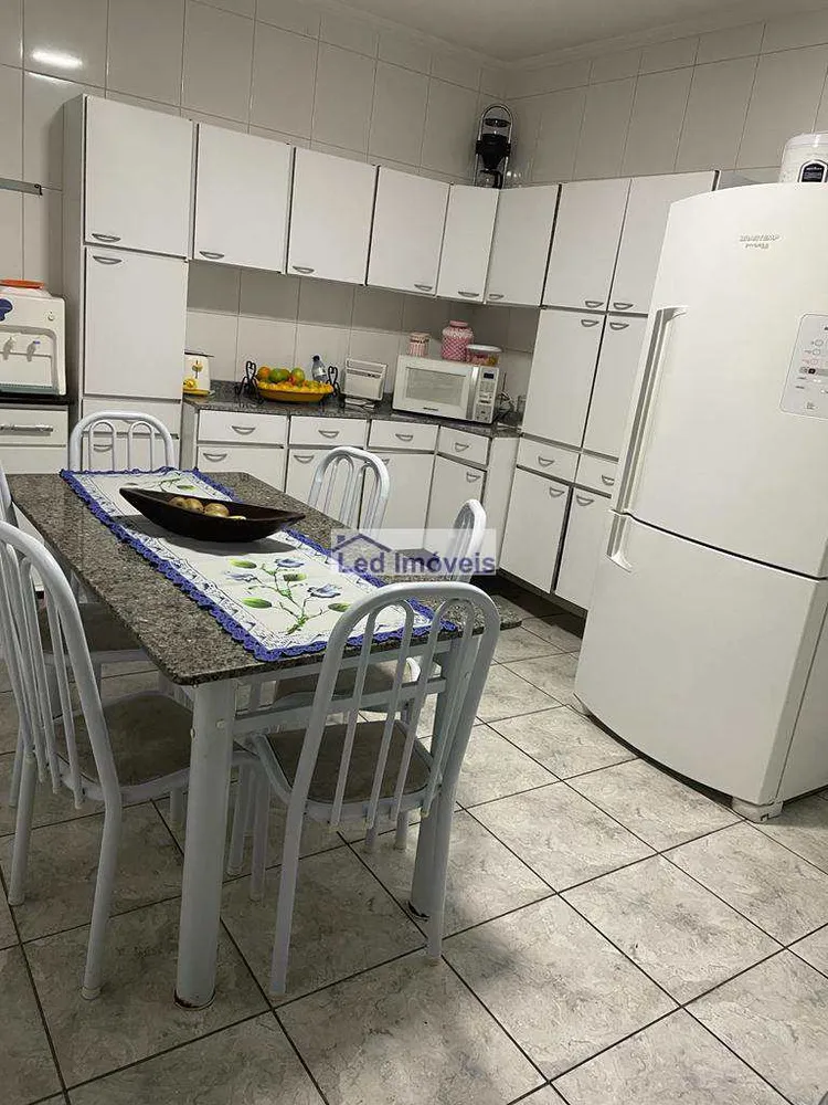 Sobrado, 5 quartos, 264 m² - Foto 6
