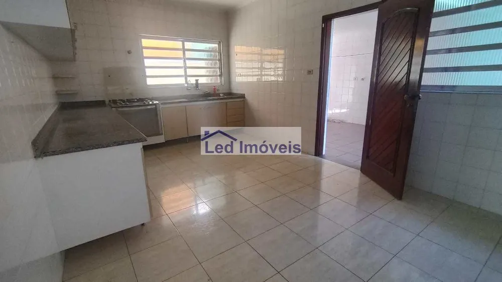 Casa, 4 quartos, 161 m² - Foto 3