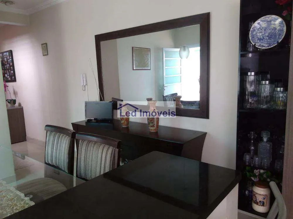 Sobrado, 3 quartos, 180 m² - Foto 2