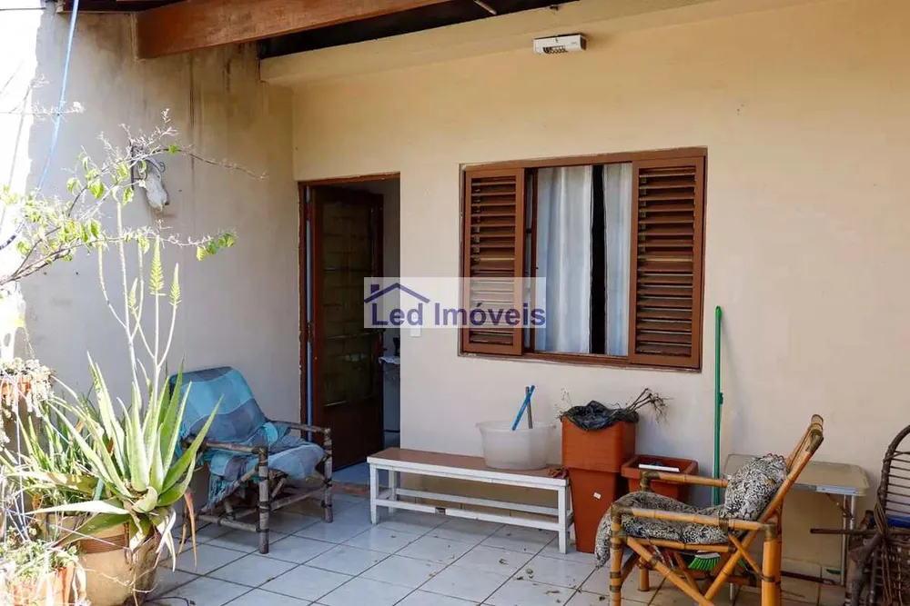 Casa, 3 quartos - Foto 1