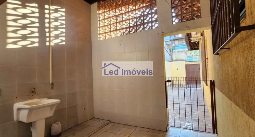 Casa, 4 quartos, 205 m² - Foto 15