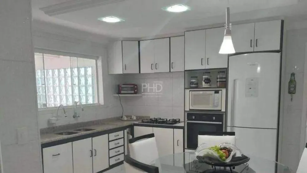 Sobrado, 3 quartos, 325 m² - Foto 3