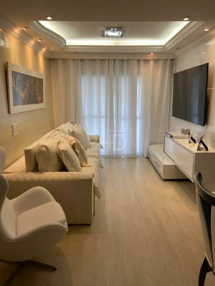 Apartamento à venda com 3 quartos, 90m² - Foto 2