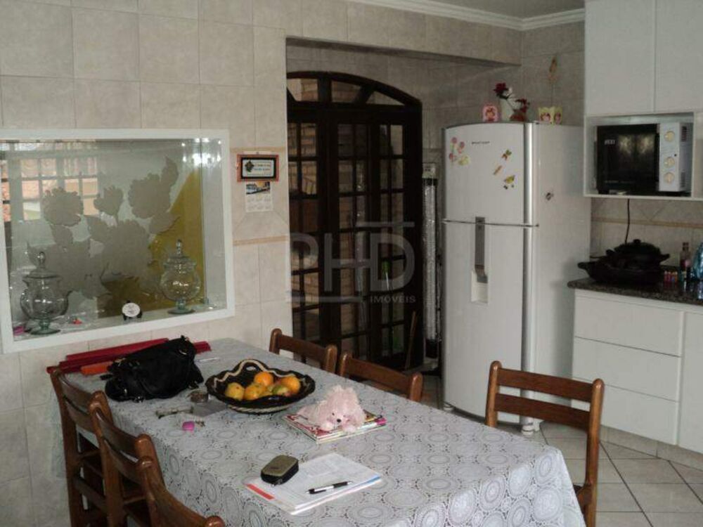 Sobrado, 3 quartos, 266 m² - Foto 2