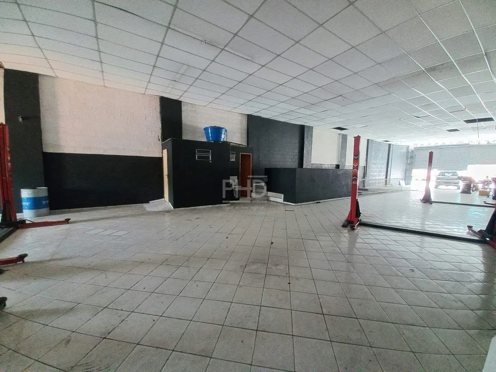 Depósito-Galpão, 686 m² - Foto 1