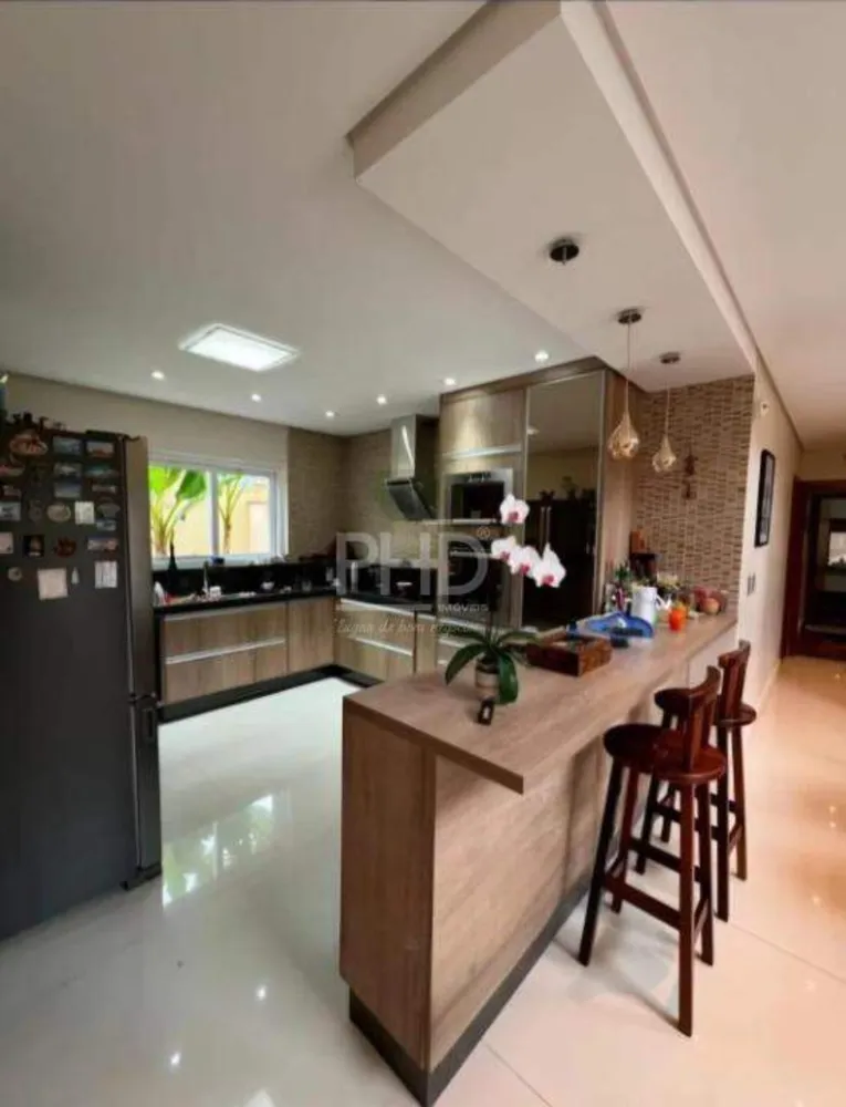 Sobrado, 4 quartos, 260 m² - Foto 4